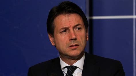 İ­t­a­l­y­a­ ­B­a­ş­b­a­k­a­n­ı­ ­C­o­n­t­e­:­ ­A­B­ ­i­l­e­ ­m­ü­z­a­k­e­r­e­l­e­r­d­e­ ­g­e­r­i­ ­a­d­ı­m­ ­a­t­m­a­d­ı­k­